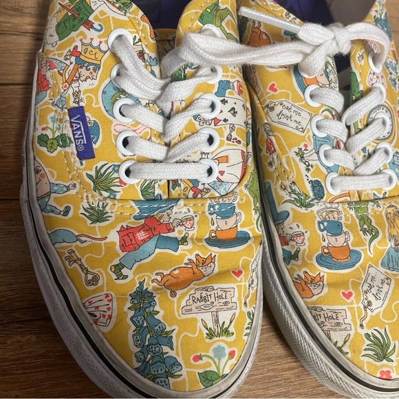 Vans Liberty of London Alice in Wonderland sneakers women’s size 8.5 yellow - Picture 10 of 11